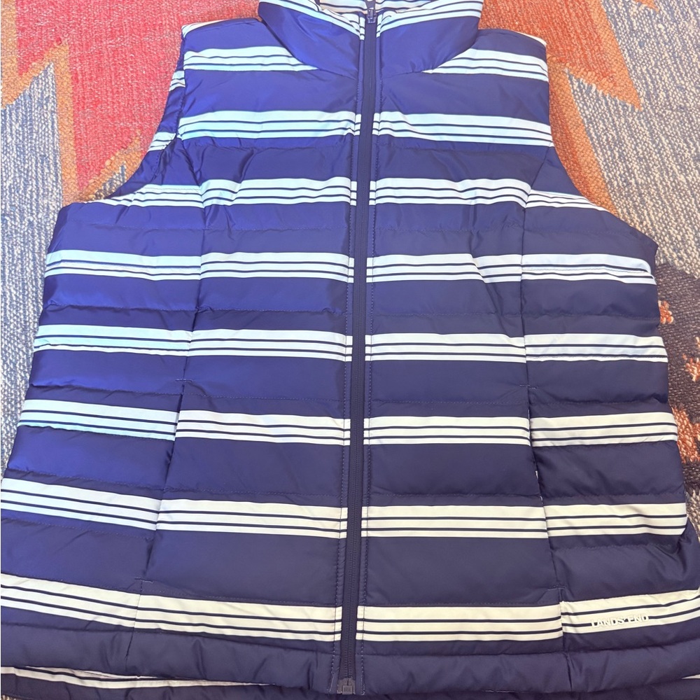 NWOT Lands’ End Navy and White Striped Down Puffer Vest Size L